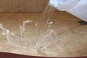 东乌珠穆沁漏水维修 免砸砖防水材料该如何施工